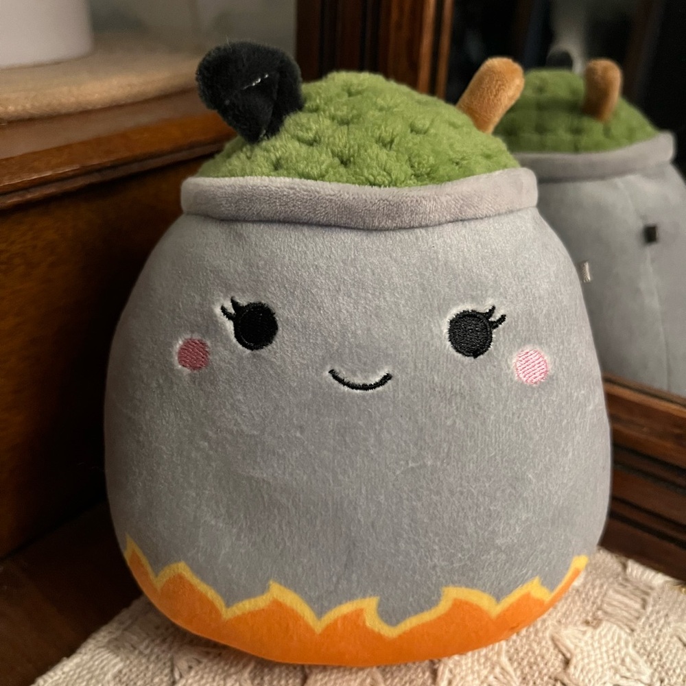 SQUISHMALLOWS Johanna the Witches Brew Cute Plush Toy Halloween 2022 Collection